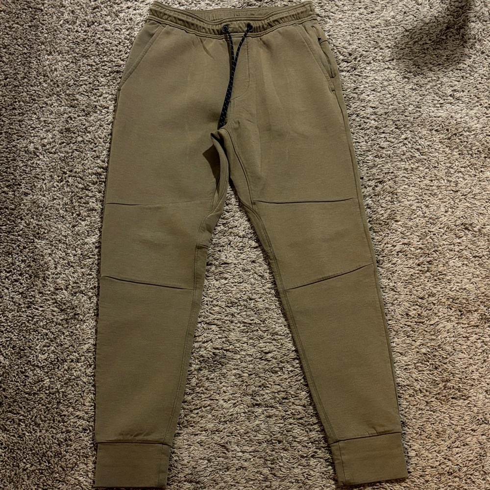 American Eagle Outfitters Olive Jogger Sweatpants